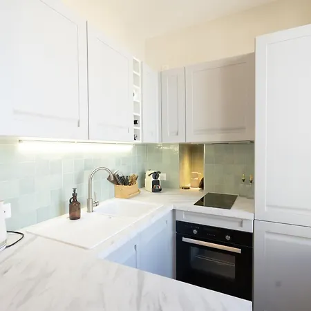 Le Soleil Apartment